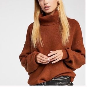 FREE PEOPLE softly structured sweater turtleneck top size small